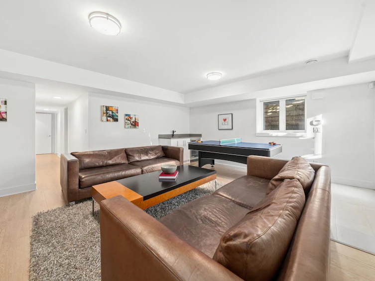 361 E 15th Street, North Vancouver, BC, V7L 2R6 - 34