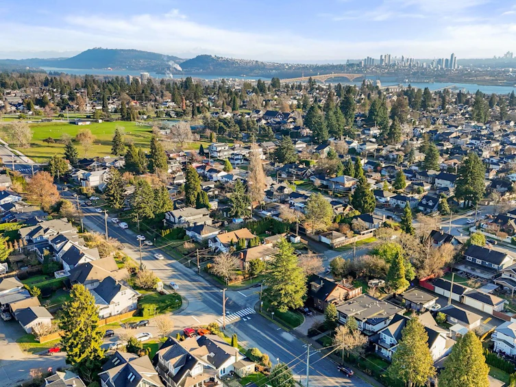 361 E 15th Street, North Vancouver, BC, V7L 2R6 - 38