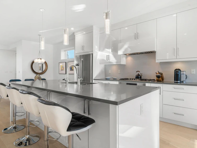 361 E 15th Street, North Vancouver, BC, V7L 2R6 - 6