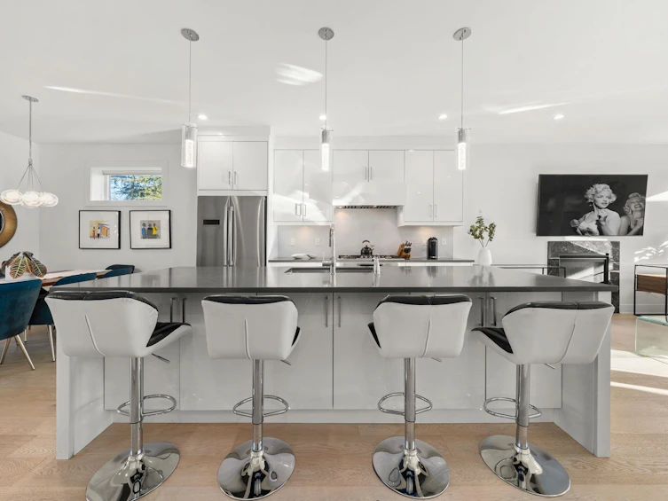 361 E 15th Street, North Vancouver, BC, V7L 2R6 - 7