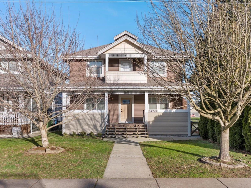 34749 3rd Avenue, Abbotsford BC V2S 8B9