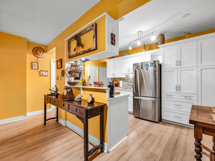 109-1655 Nelson Street, Vancouver, BC, V6G 1M4 - 9