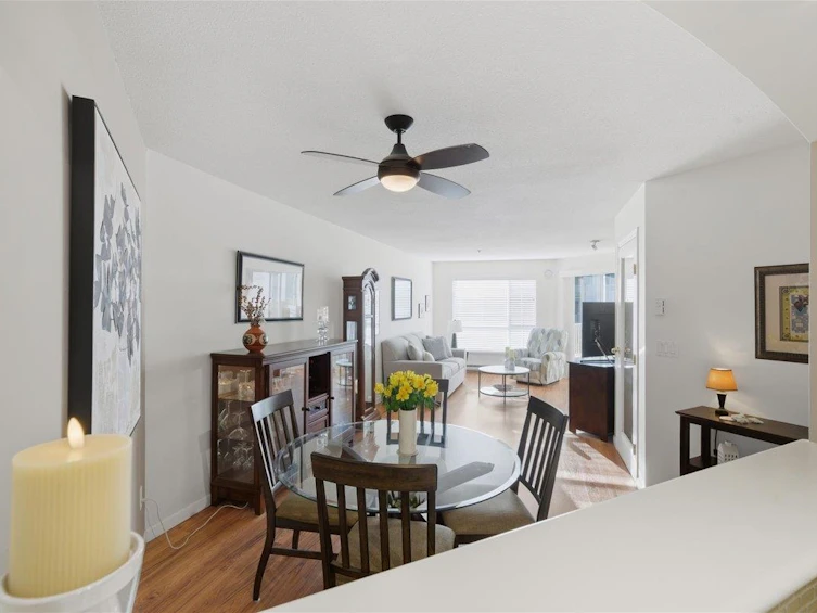323-1252 Town Centre Boulevard, Coquitlam, BC, V3B 7R7 - 15