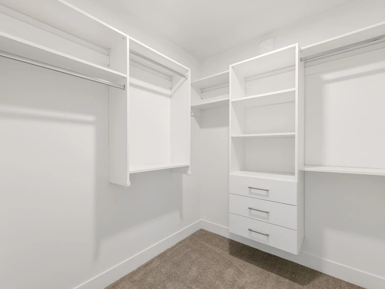 2431 W Broadway, Vancouver, BC, V6K 2E8 - 26