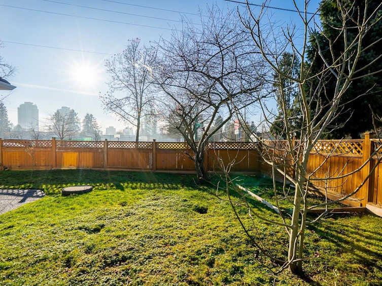 6980 Humphries Avenue, Burnaby, BC, V5E 4N4 - 34