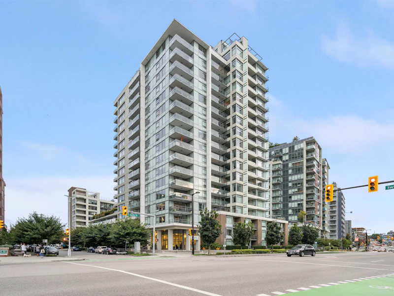 303 - 110 Switchmen Street, Vancouver BC V6A 0C6