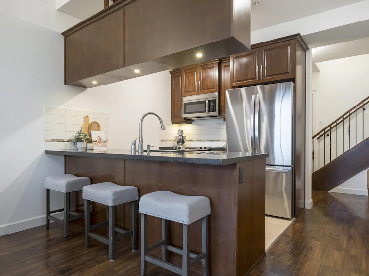 592-8288 207a Street, Langley, BC, V2Y 0L2 - 5