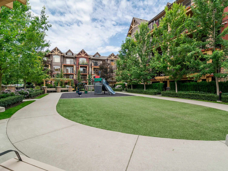 592-8288 207a Street, Langley, BC, V2Y 0L2 - 35