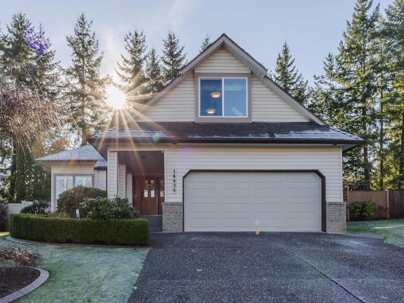 16636 83rd Avenue, Surrey BC V4N 3H4