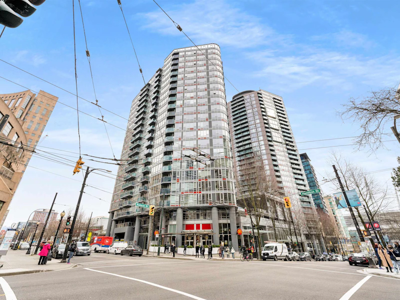 1711 - 788 Hamilton Street, Vancouver BC V6B 0E9