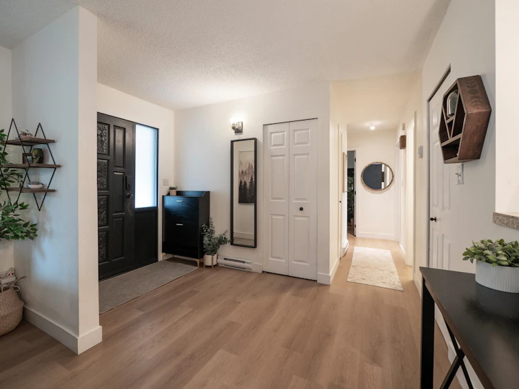 617 Gower Point Road, Gibsons, BC, V0N 1V8 - 17