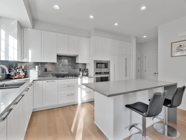 9-3306 Princeton Avenue, Coquitlam, BC, V3E 0M9 - 9
