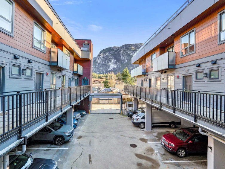 207-37808 Third Avenue, Squamish, BC, V8B 1B9 - 16