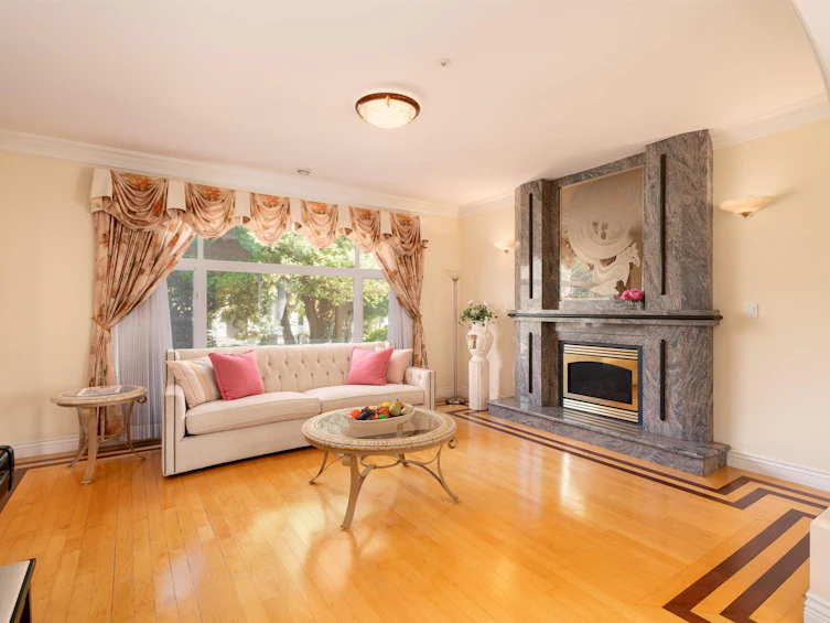 6669 Heather Street, Vancouver, BC, V6P 3P3 - 3