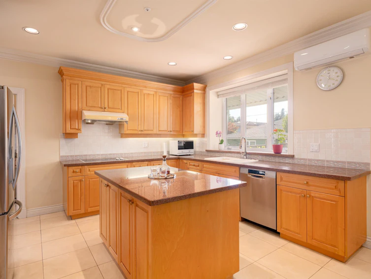 6669 Heather Street, Vancouver, BC, V6P 3P3 - 16