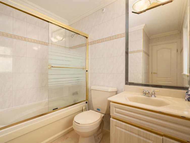 6669 Heather Street, Vancouver, BC, V6P 3P3 - 26