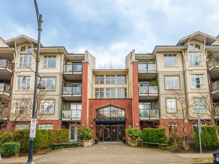 105-100 Capilano Road, Port Moody, BC, V3H 5M9