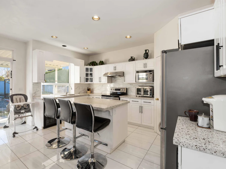 8330 168 Street, Surrey, BC, V4N 4T7 - 13