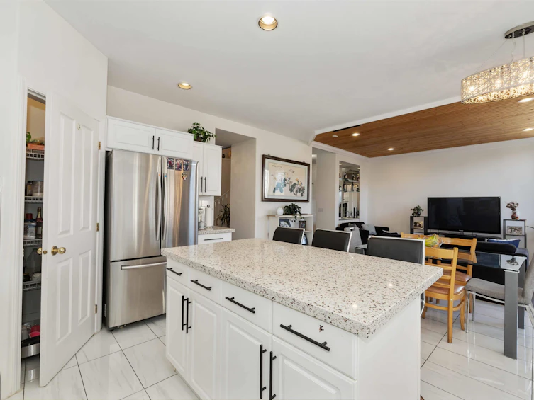 8330 168 Street, Surrey, BC, V4N 4T7 - 14