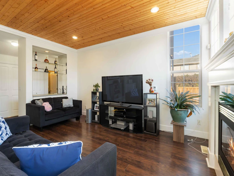 8330 168 Street, Surrey, BC, V4N 4T7 - 8