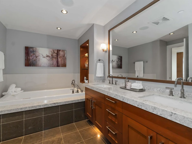 304-2535 Garden Court, West Vancouver, BC, V7S 0A1 - 29