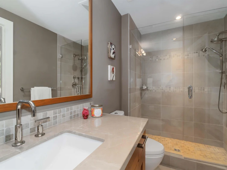 304-2535 Garden Court, West Vancouver, BC, V7S 0A1 - 24