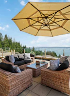 304 2535 Garden Court