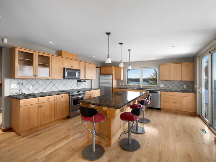 9987 Welcome Wynd, Halfmoon Bay, BC, V7Z 1G5 - 12