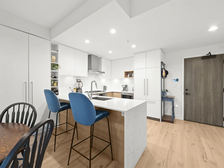 422-3131 Murray Street, Port Moody, BC, V3H 0L9 - 9