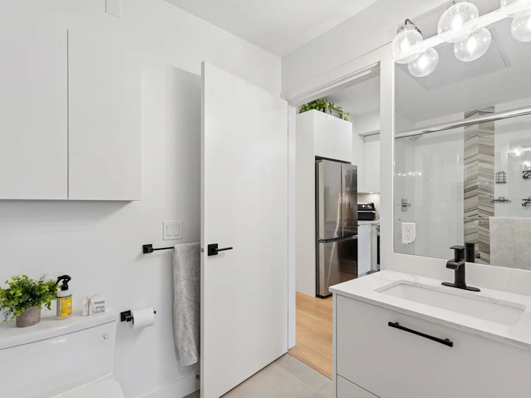 204-2331 Kelly Avenue, Port Coquitlam, BC, V3C 1Y3 - 21