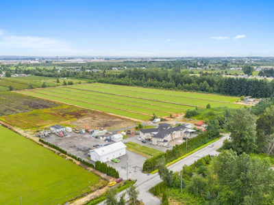6860 Sidaway Road - 2