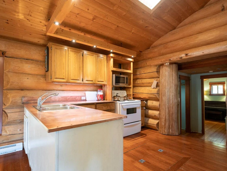 360 Salal Road, Bowen Island, BC, V0N 1G2 - 21