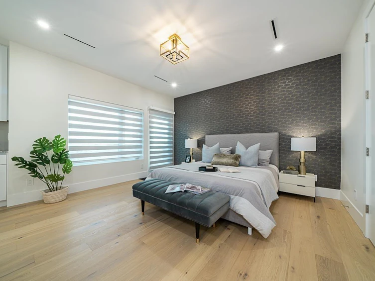 5655 Portland Street, Burnaby, BC, V5J 2R7 - 5