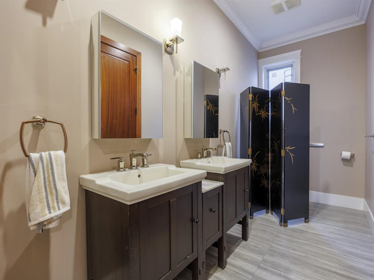 8280 Colonial Drive, Richmond, BC, V7C 4T4 - 19