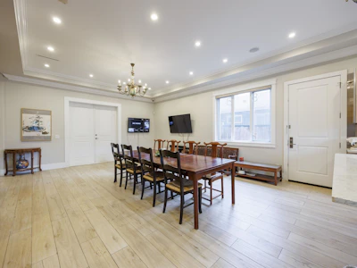8280 Colonial Drive - 5