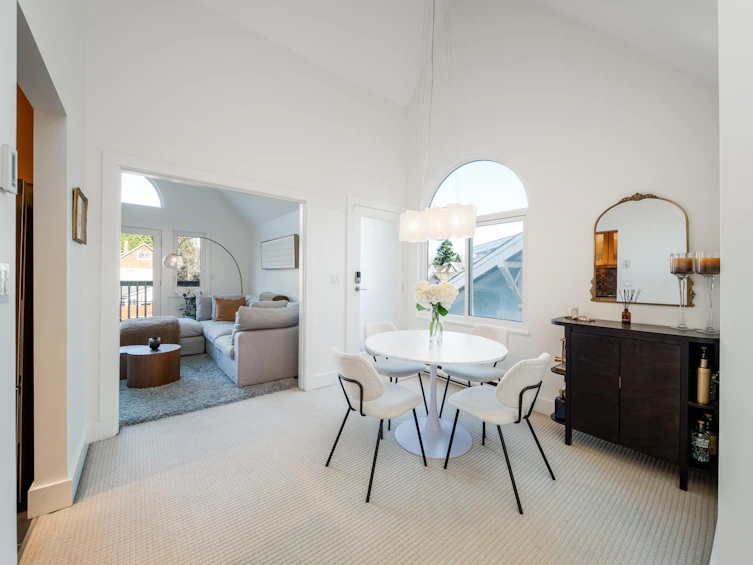 141 W 13th Avenue, Vancouver, BC, V5Y 1V8 - 4