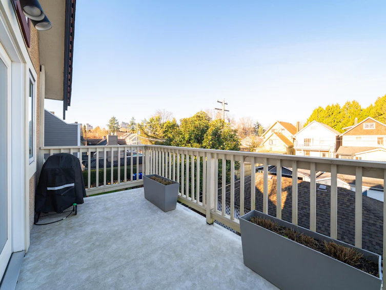 141 W 13th Avenue, Vancouver, BC, V5Y 1V8 - 8