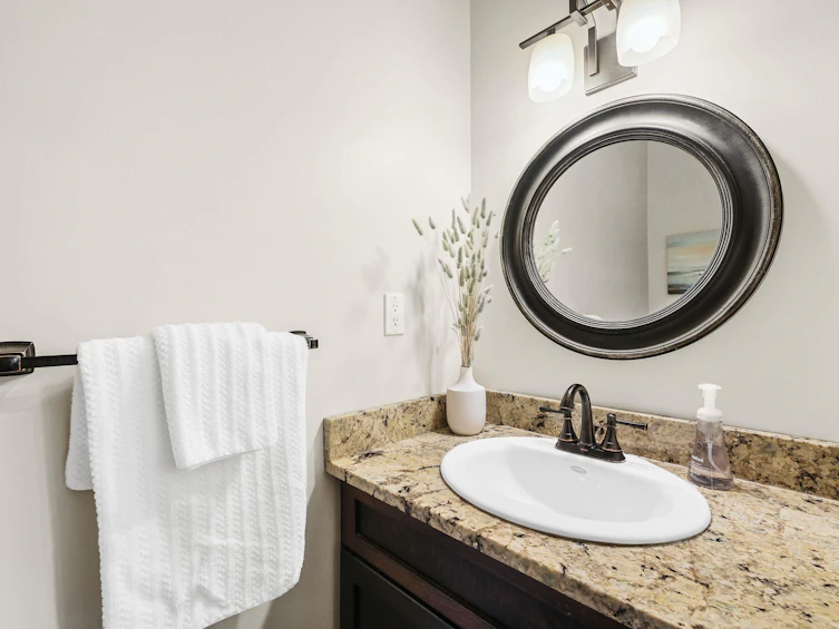 25160 58 Avenue, Langley, BC, V4W 1G6 - 11