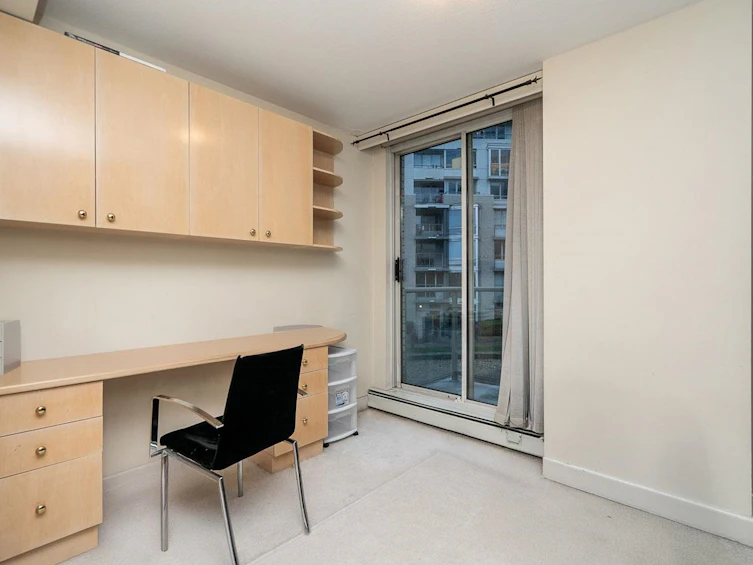 122-1228 Marinaside Crescent, Vancouver, BC, V6Z 2W4 - 16