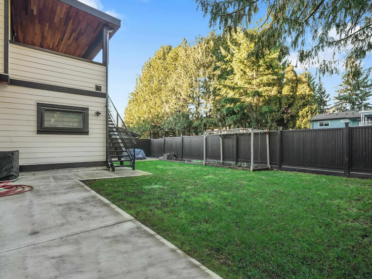 15037 87b Avenue, Surrey, BC, V3S 5G6 - 35
