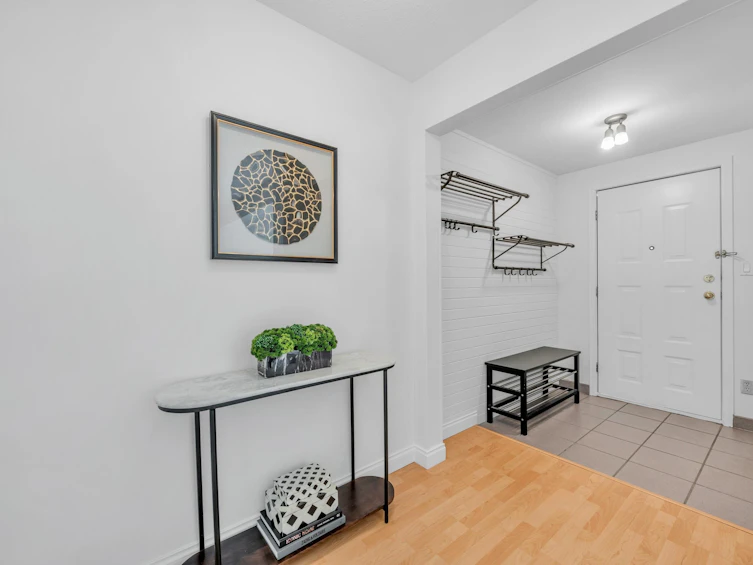 252 E 21st Street, North Vancouver, BC, V7L 3B6 - 2