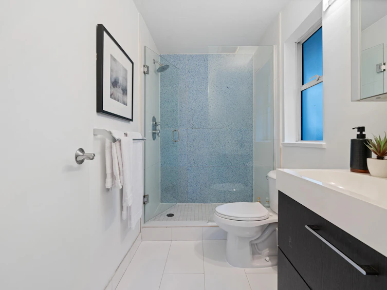 2343 W 7th Avenue, Vancouver, BC, V6K 1Y4 - 21
