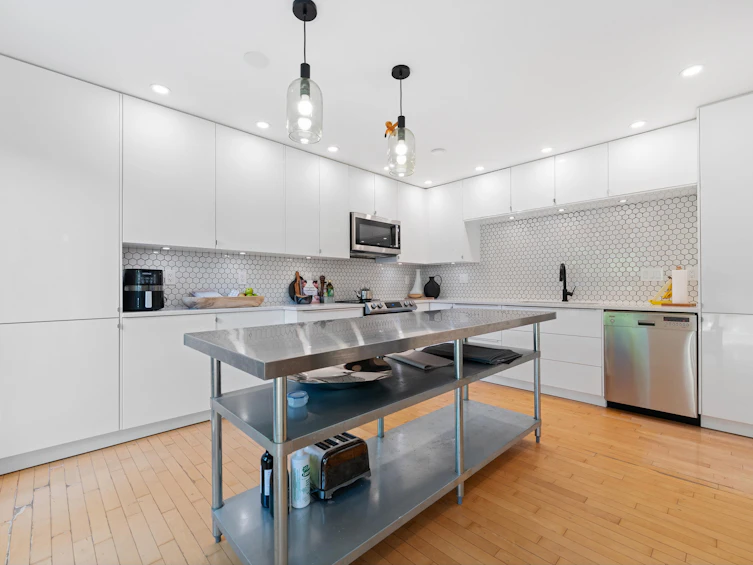 2343 W 7th Avenue, Vancouver, BC, V6K 1Y4 - 17