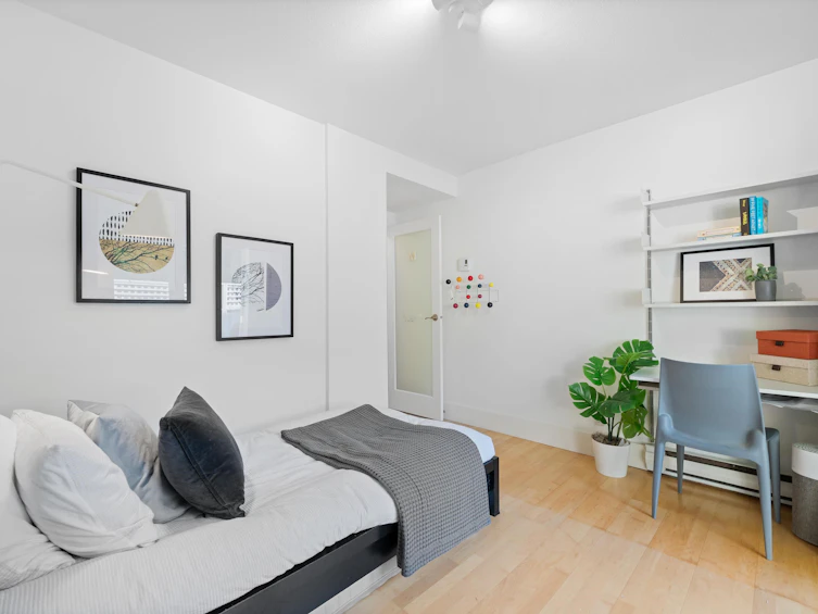 2343 W 7th Avenue, Vancouver, BC, V6K 1Y4 - 23