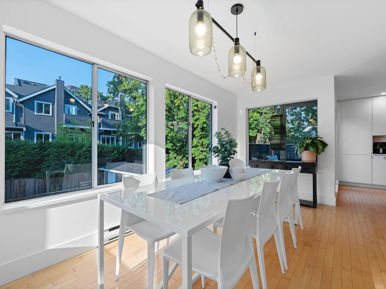 2343 W 7th Avenue, Vancouver, BC, V6K 1Y4 - 11