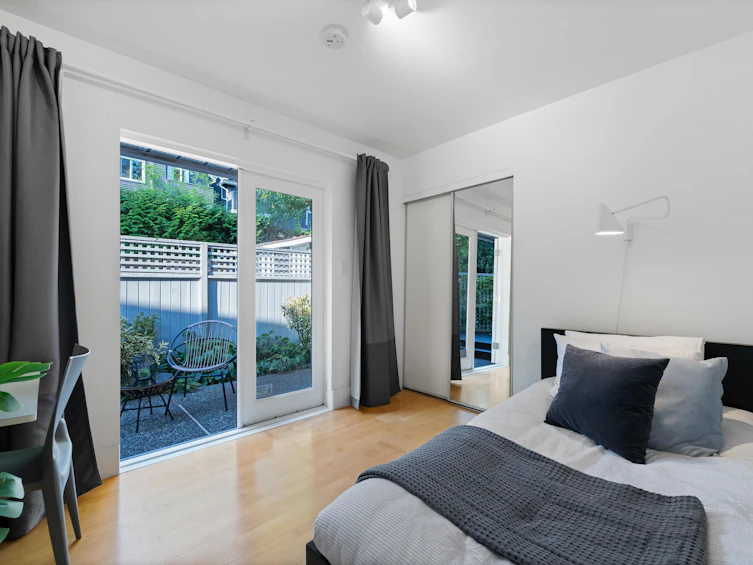 2343 W 7th Avenue, Vancouver, BC, V6K 1Y4 - 22