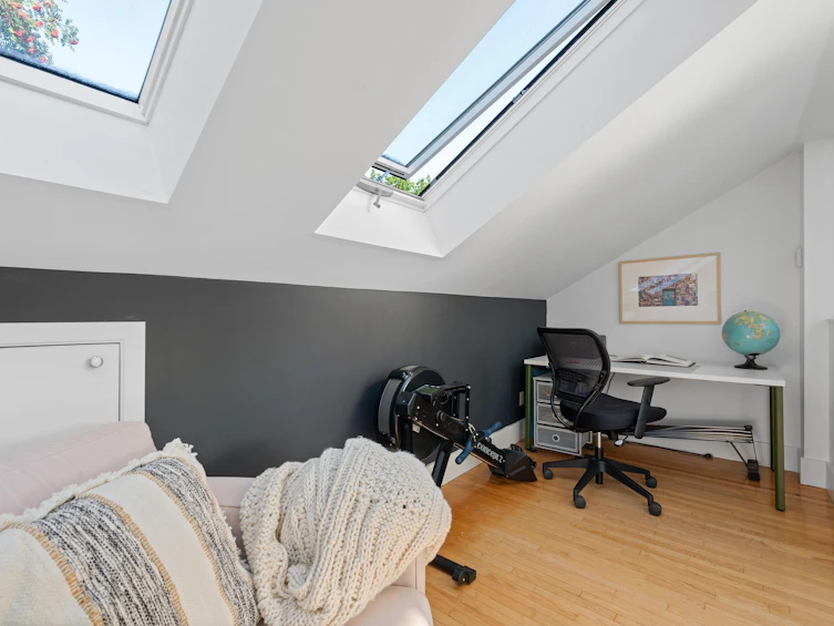 2343 W 7th Avenue, Vancouver, BC, V6K 1Y4 - 30