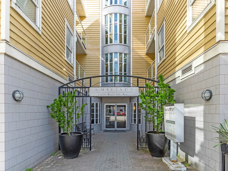 403-2929 W 4th Avenue, Vancouver, BC, V6K 4T3 - 12