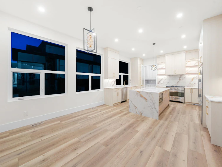 2711 202 Street, Langley, BC, V2Z 0B6 - 5