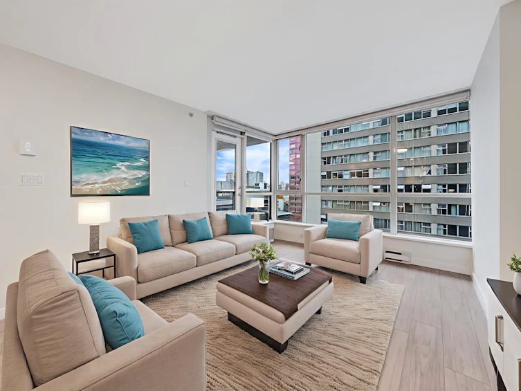 805-1420 W Georgia Street, Vancouver, BC, V6G 3K4
